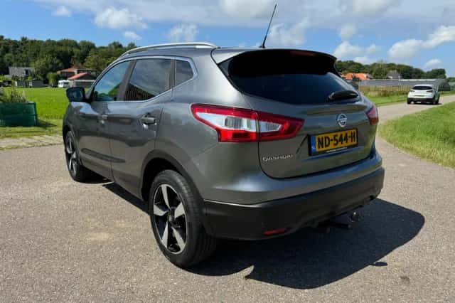 Nissan Qashqai (2017) thumbnail 10