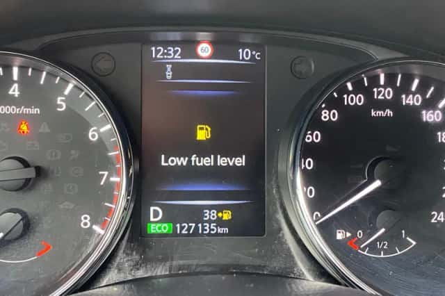 Nissan Qashqai (2015) thumbnail 18