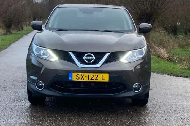 Nissan Qashqai (2015) thumbnail 5