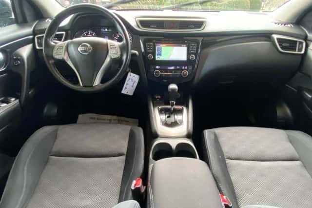 Nissan Qashqai (2015) thumbnail 6