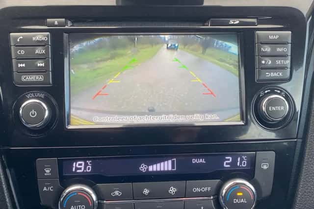 Nissan Qashqai (2015) thumbnail 8