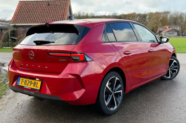 Opel Astra (2022) thumbnail 30
