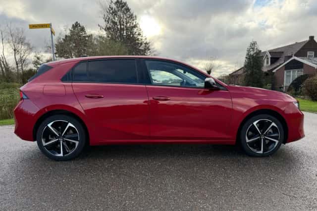 Opel Astra (2022) thumbnail 31