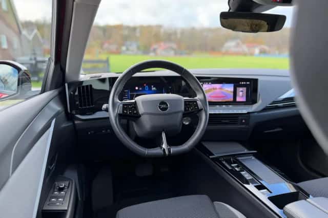 Opel Astra (2022) thumbnail 5