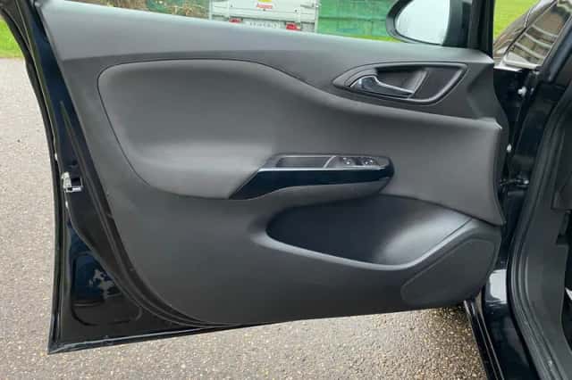 Opel Corsa (2019) thumbnail 16