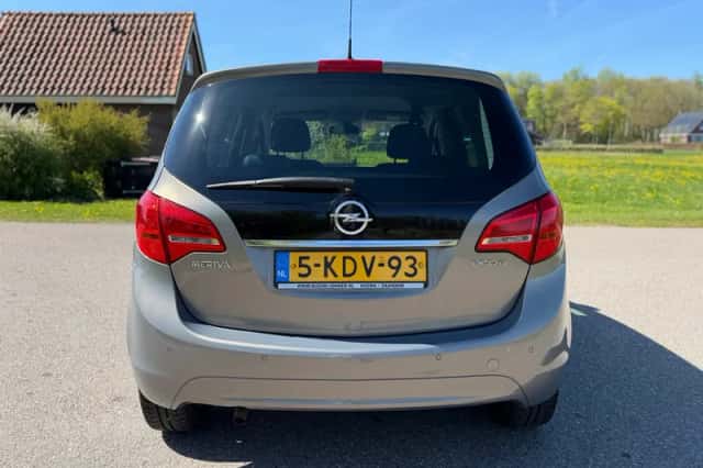 Opel Meriva (2013) thumbnail 16