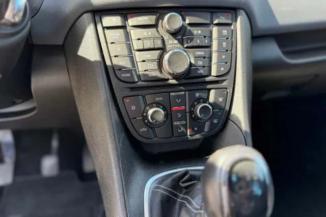 Opel Meriva (2013) thumbnail 7