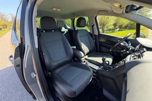 Opel Meriva (2013) thumbnail 10