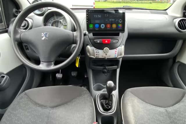 Peugeot 107 (2011) thumbnail 4