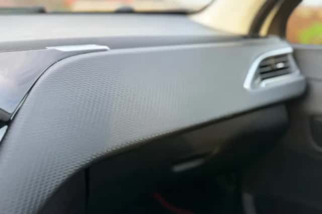 Peugeot 2008 (2019) thumbnail 18