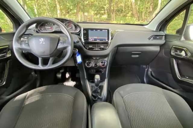Peugeot 208 (2018) thumbnail 2