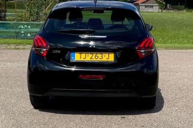 Peugeot 208 (2018) thumbnail 13