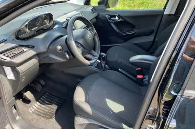 Peugeot 208 (2018) thumbnail 16