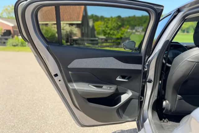 Peugeot 308 (2022) thumbnail 20