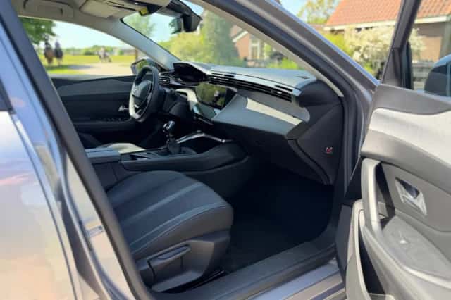 Peugeot 308 (2022) thumbnail 22