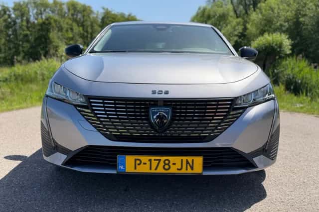 Peugeot 308 (2022) thumbnail 4