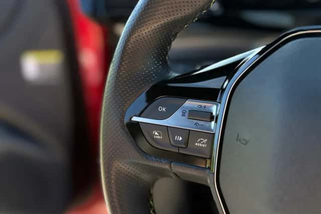 Peugeot 408 (2023) thumbnail 16