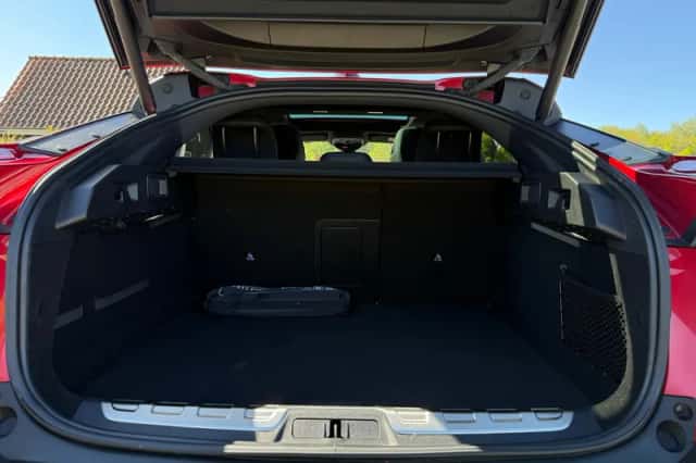 Peugeot 408 (2023) thumbnail 23