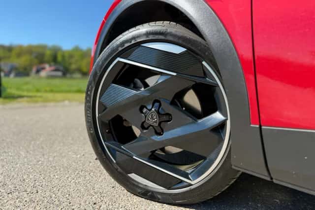 Peugeot 408 (2023) thumbnail 24