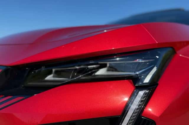 Peugeot 408 (2023) thumbnail 25
