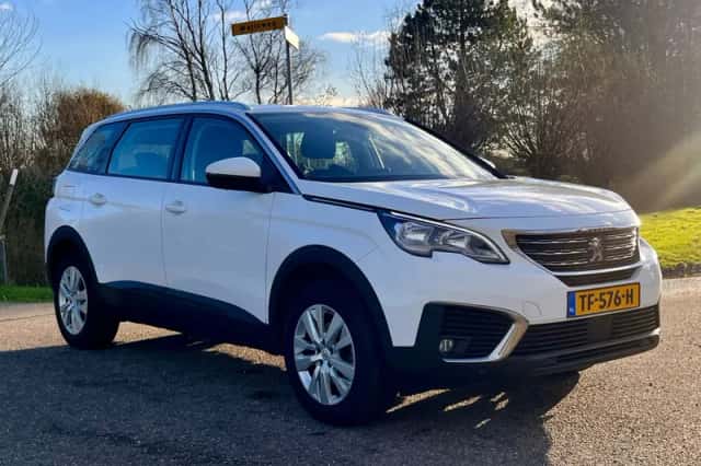 Peugeot 5008 (2018) thumbnail 5