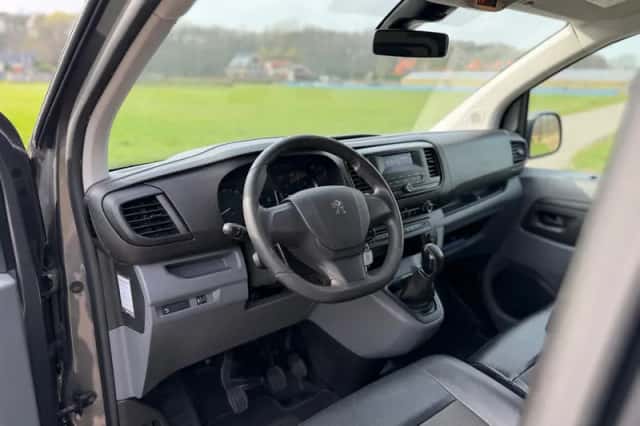 Peugeot Expert (2019) thumbnail 12
