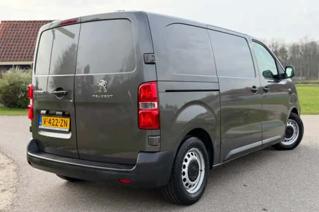 Peugeot Expert (2019) thumbnail 3