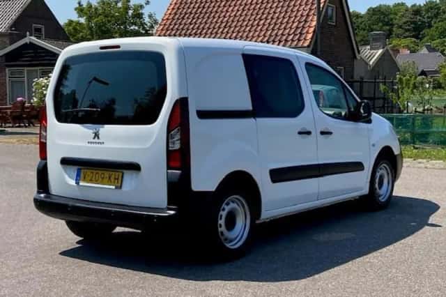 Peugeot Partner (2018) thumbnail 11