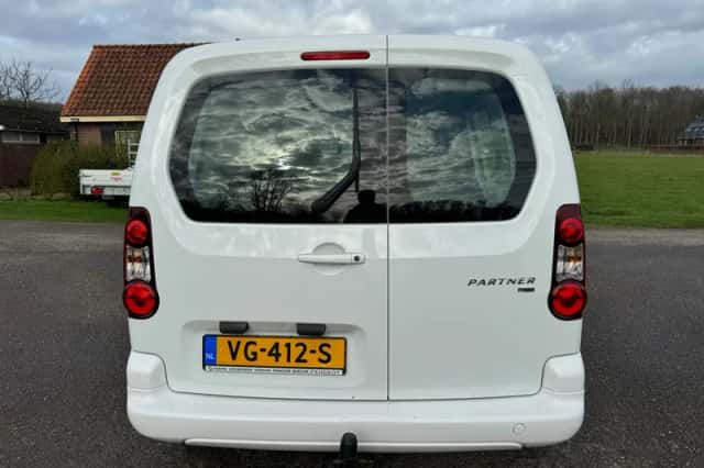 Peugeot Partner (2013) thumbnail 14
