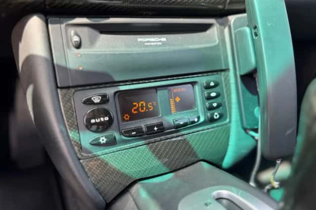 Porsche 911 (2001) thumbnail 17