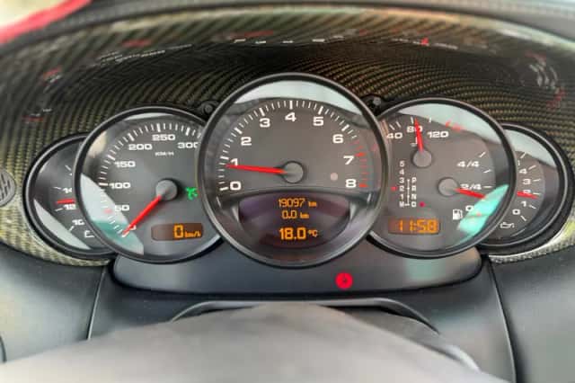 Porsche 911 (2001) thumbnail 34