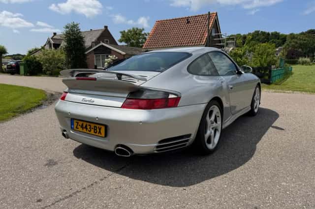 Porsche 911 (2001) thumbnail 7