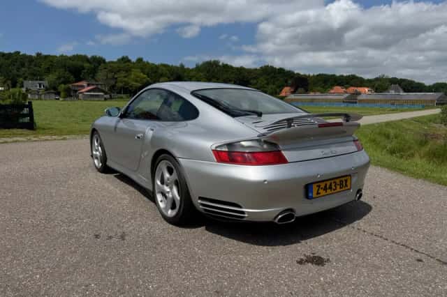 Porsche 911 (2001) thumbnail 9