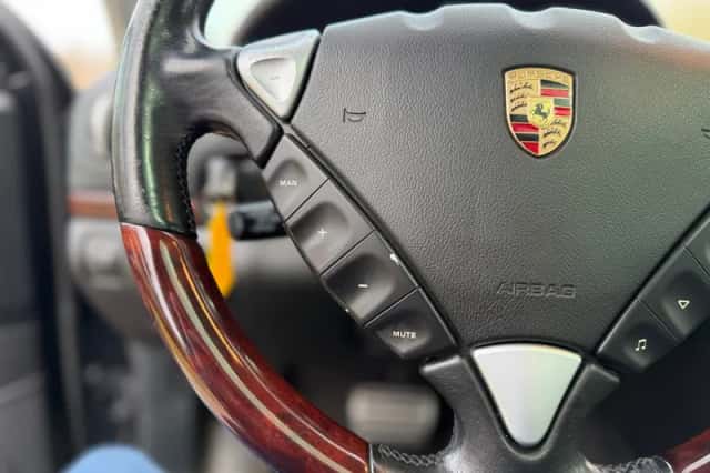 Porsche Cayenne (2004) thumbnail 20