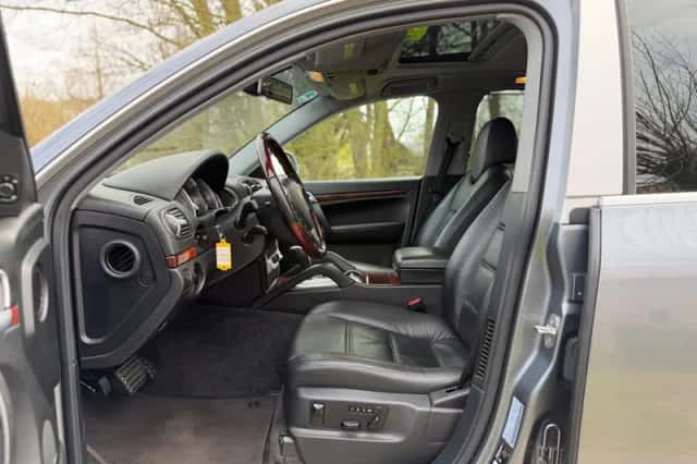 Porsche Cayenne (2004) thumbnail 7
