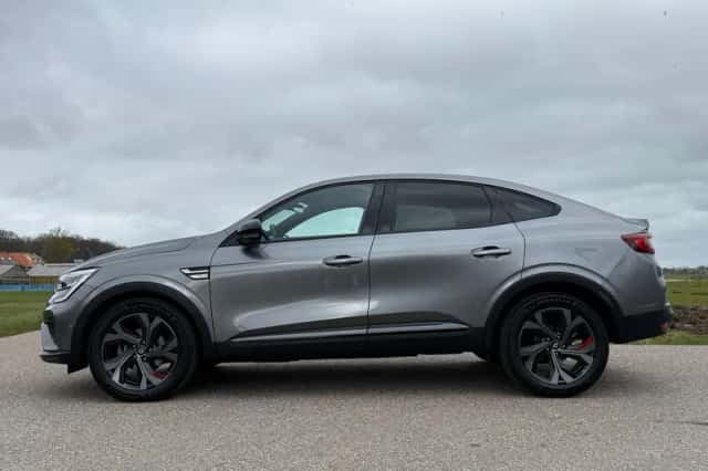 Renault Arkana (2021) thumbnail 2