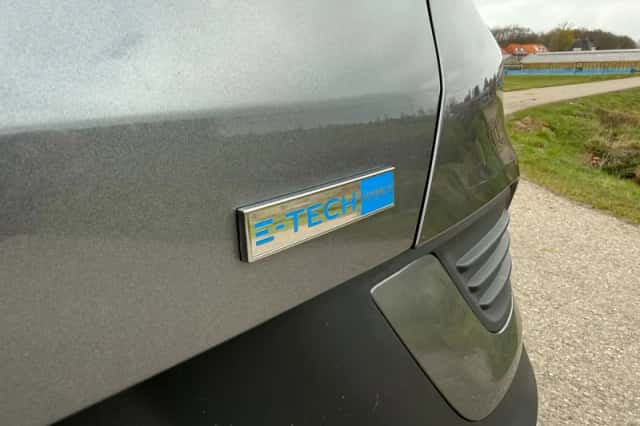 Renault Arkana (2021) thumbnail 32