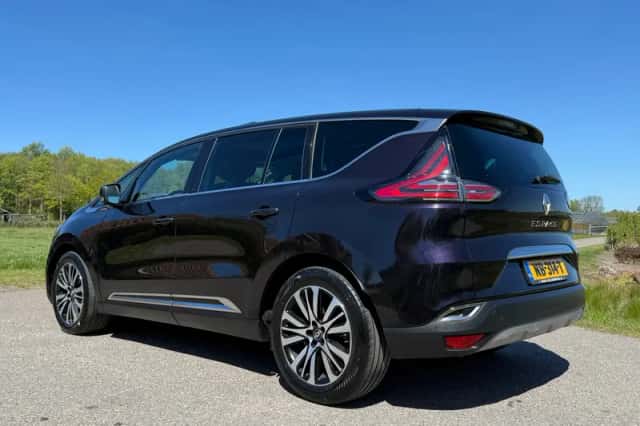 Renault Espace (2017) thumbnail 3