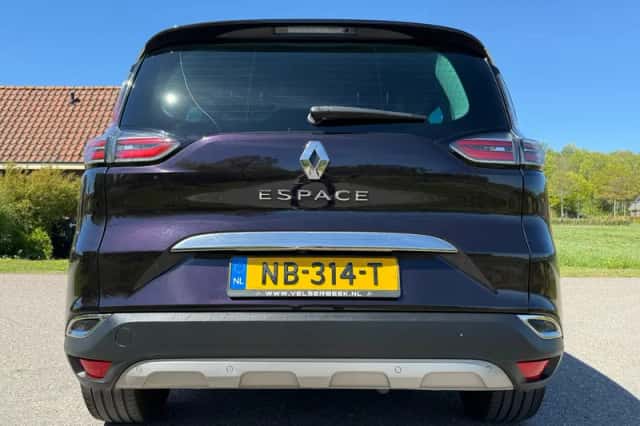 Renault Espace (2017) thumbnail 24