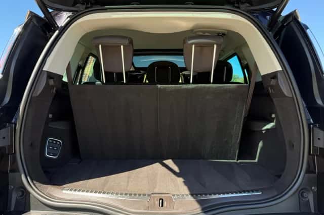 Renault Espace (2017) thumbnail 25