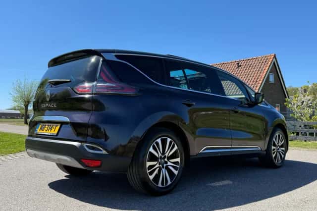Renault Espace (2017) thumbnail 32