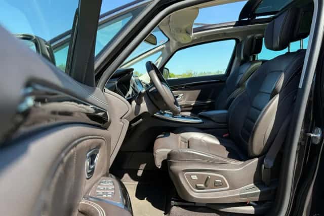 Renault Espace (2017) thumbnail 6