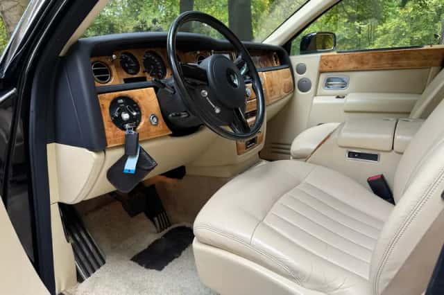 Rolls-Royce Phantom (2005) thumbnail 11