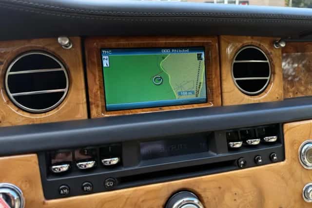 Rolls-Royce Phantom (2005) thumbnail 18