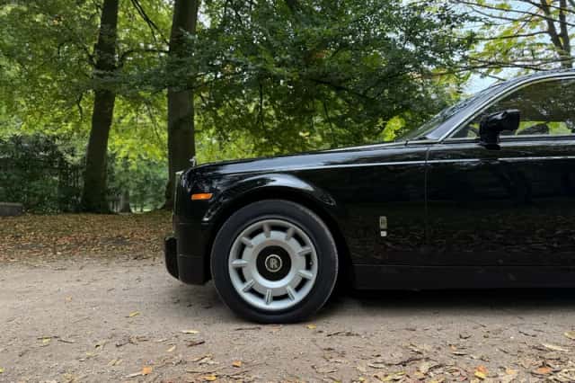 Rolls-Royce Phantom (2005) thumbnail 8