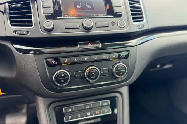 SEAT Alhambra (2012) thumbnail 11