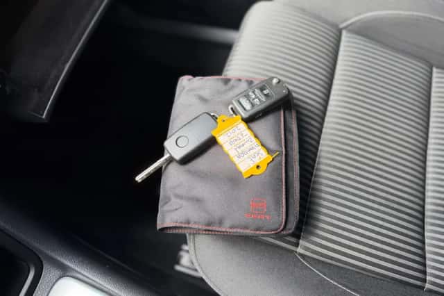SEAT Alhambra (2012) thumbnail 15