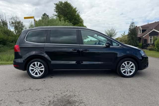 SEAT Alhambra (2012) thumbnail 32