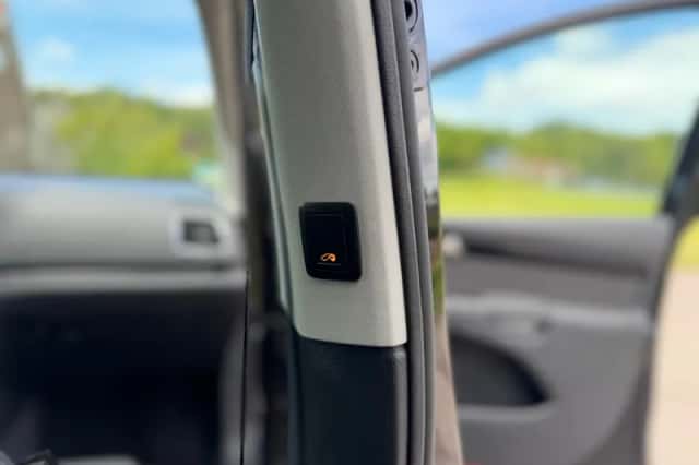 SEAT Alhambra (2012) thumbnail 9