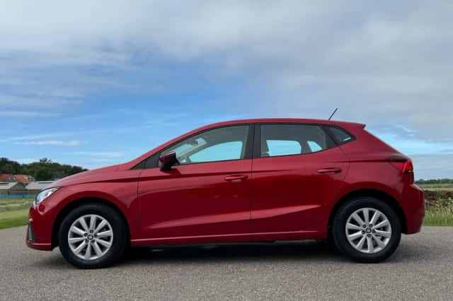 SEAT Ibiza (2018) thumbnail 2